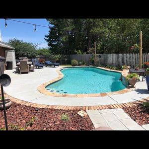 Meet your Posher, Todd